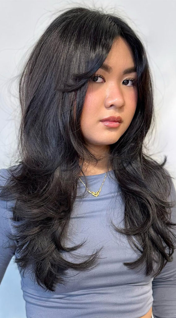 Long Wolfcut Hair Modern, Chic, and Effortless