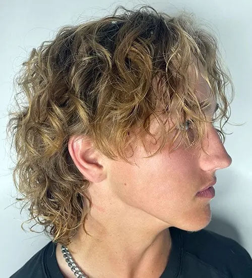 Curly Wolfcut Men: Ultimate Style Guide 2025